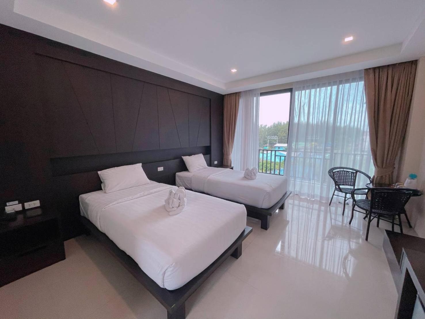 Sun Marina Cha-Am Hotel Bagian luar foto
